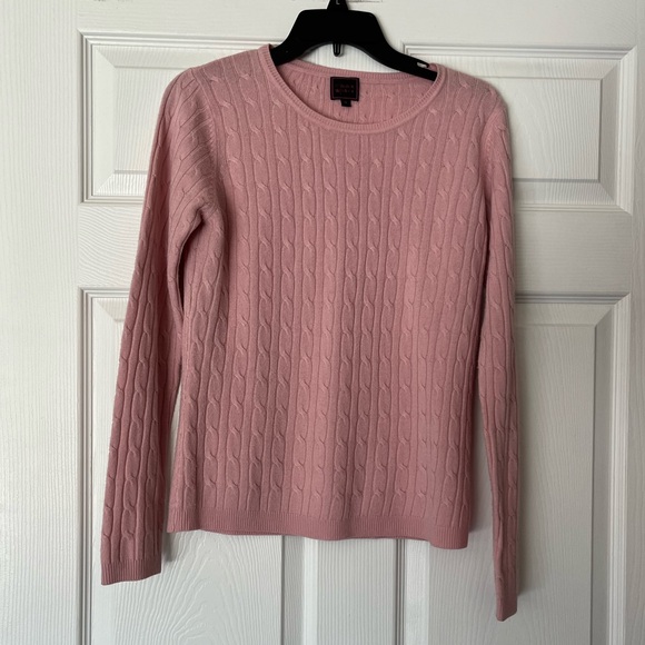 Colour Works Cable Knit Sweater - Picture 3 of 10